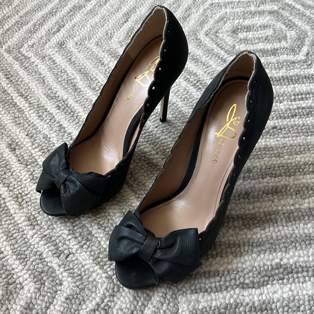 Joan and David Black Open Toe Bow Heels Size 7M